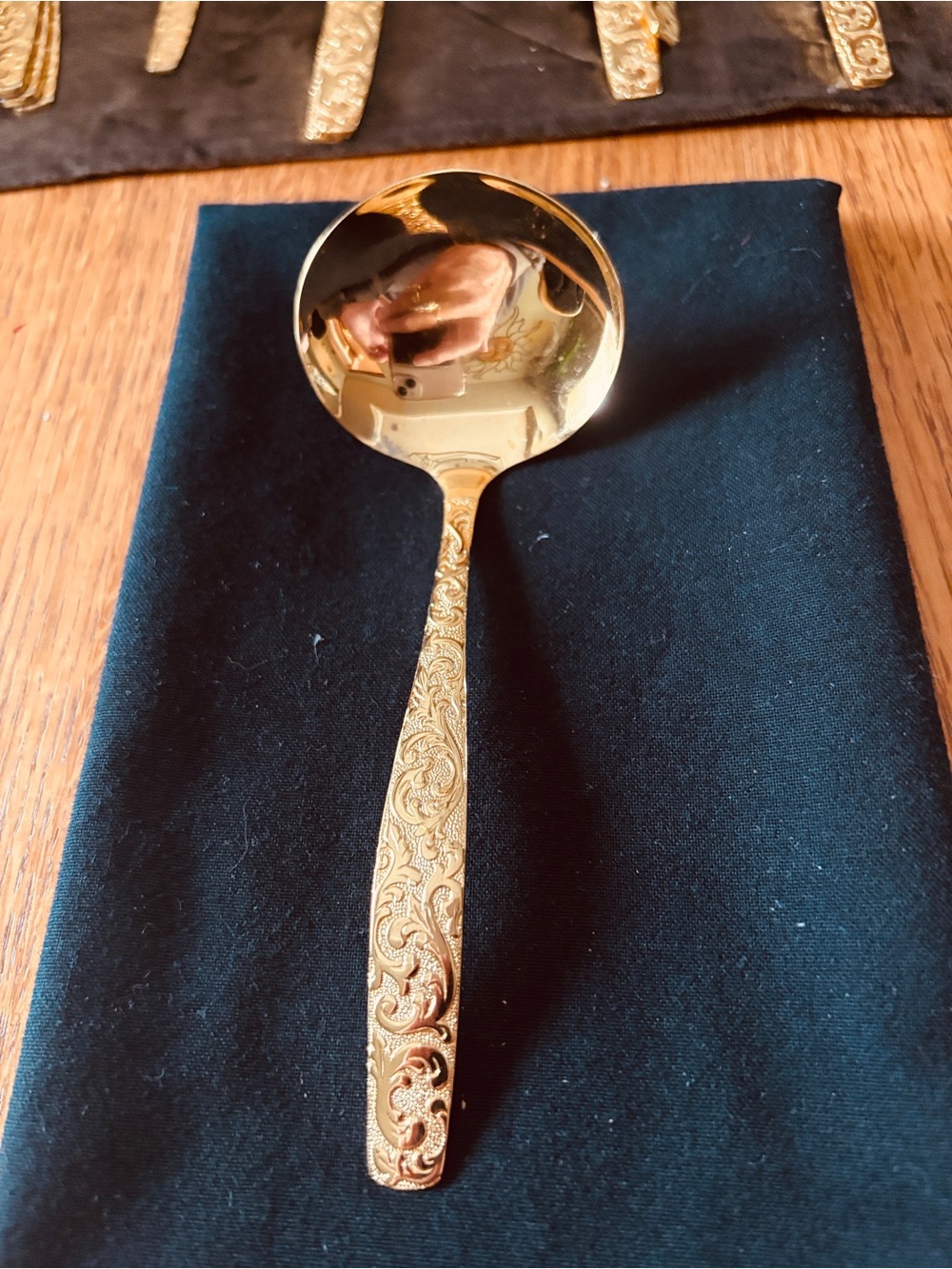 Elegant Gold Ornate Golden Scroll, Americana Golden Heritage Gravy Ladle